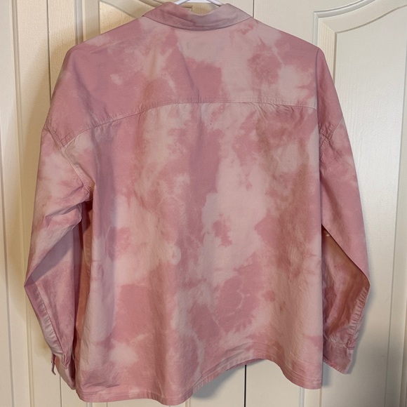 Converse button up top - Picture 6 of 6